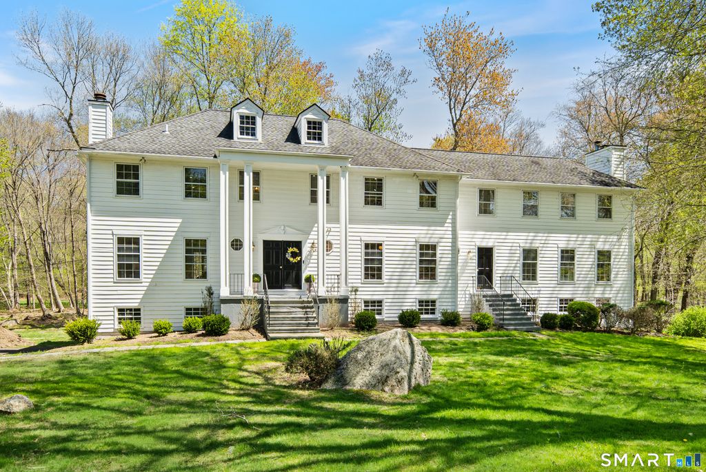 Photo of 171 Proprietors Crossing, New Canaan, CT 06840 (MLS # 24169441)