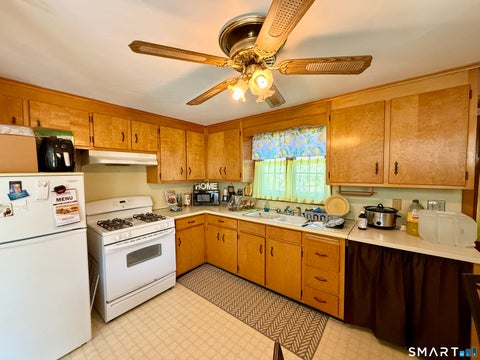 Tiny photo for 14 Casper Avenue, Middletown, CT 06457 (MLS # 24214326)