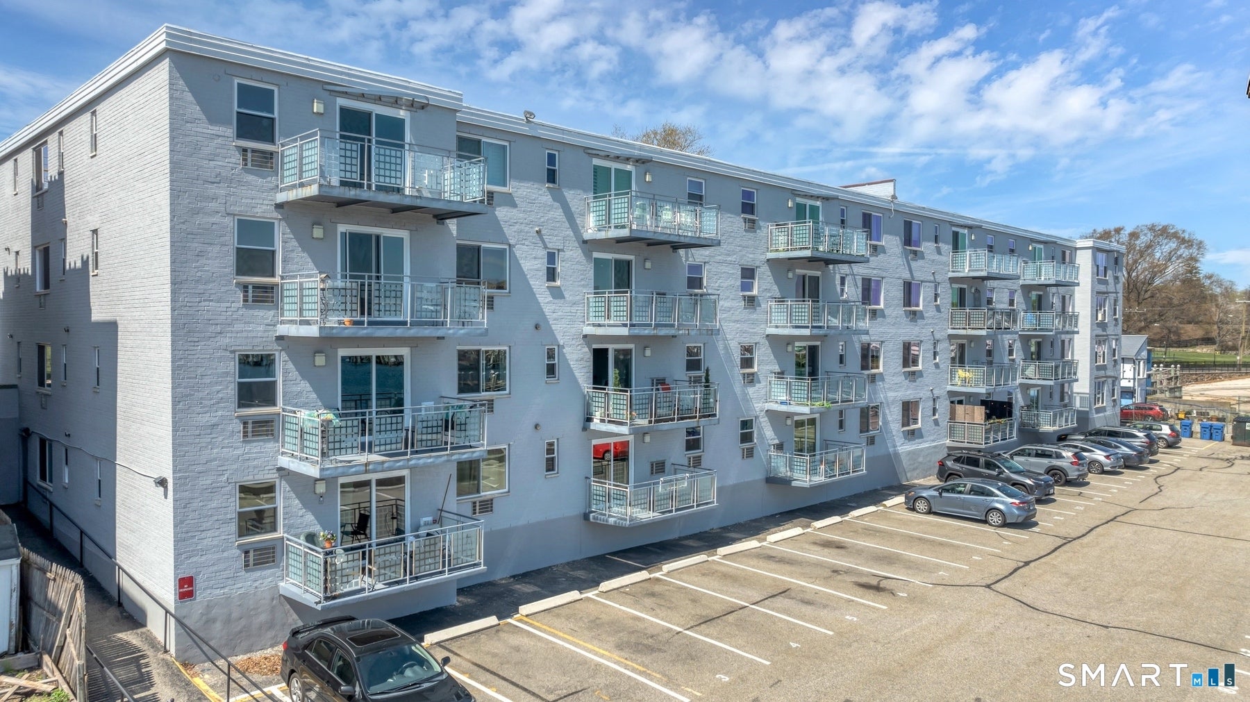 184 Pequot Avenue 303