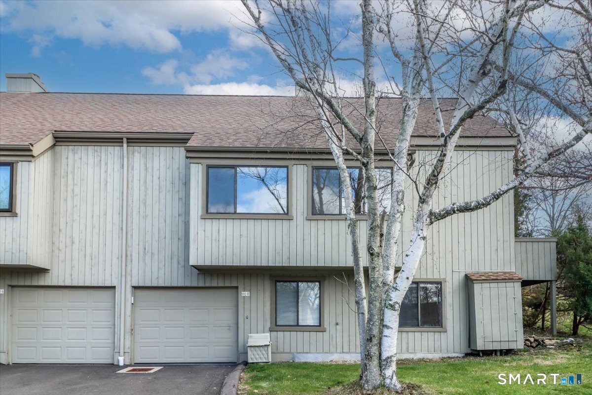 402 Montauk Lane B