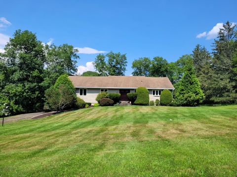 7 Carriage Lane New Fairfield CT 06812