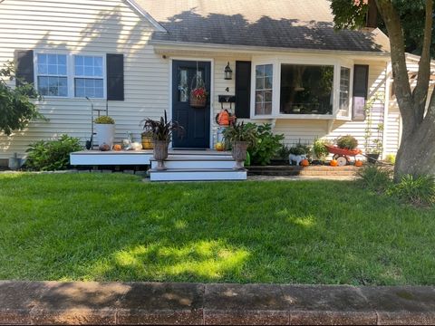 4 Thompson Court Vernon CT 06066