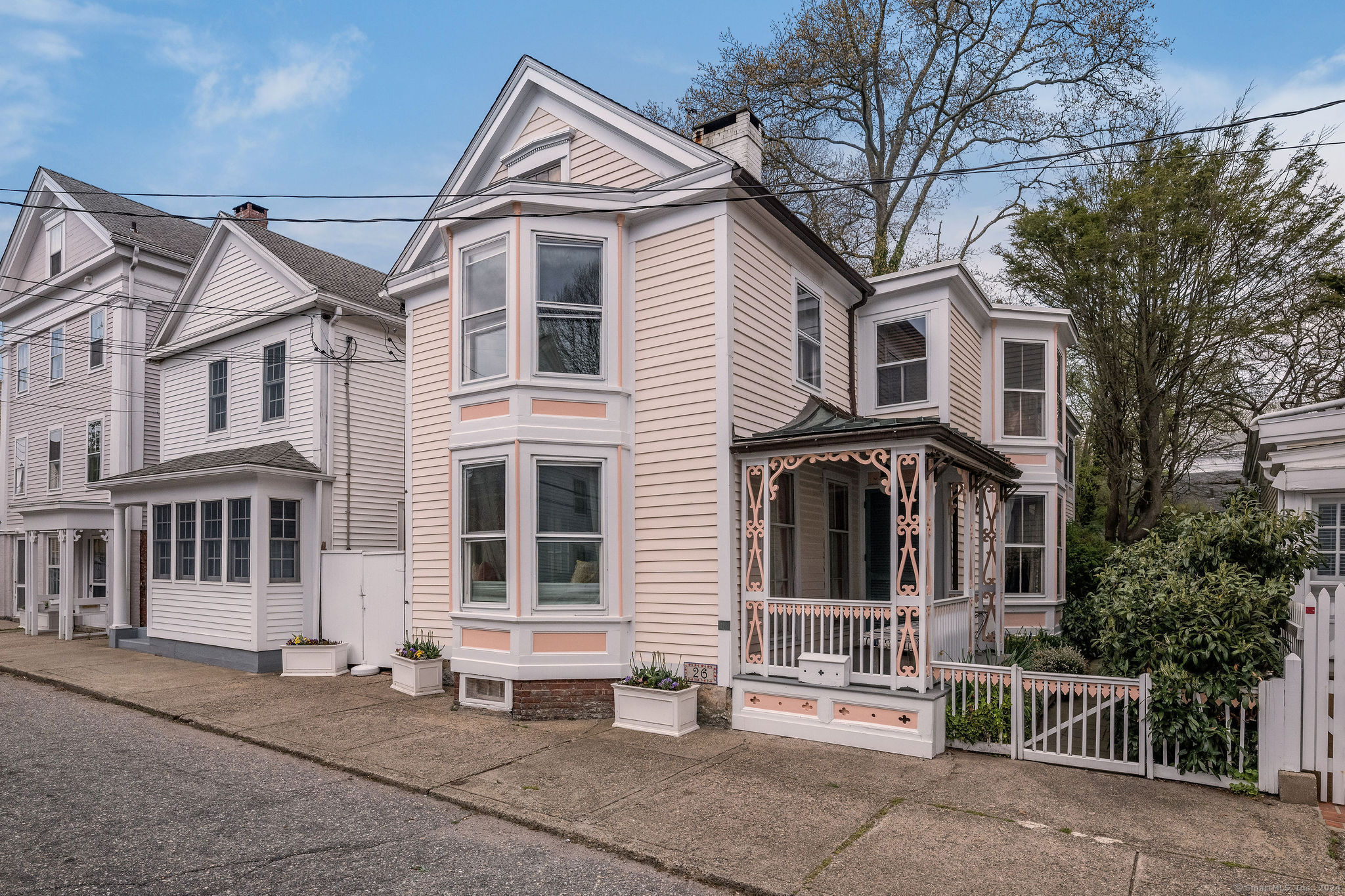 Rental Property at 26 Pearl Street, Stonington, Connecticut - Bedrooms: 2 
Bathrooms: 3 
Rooms: 5  - $6,500 MO.