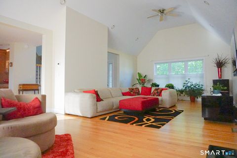 Tiny photo for 33 Knoll Ridge Court, Middletown, CT 06457 (MLS # 24174481)