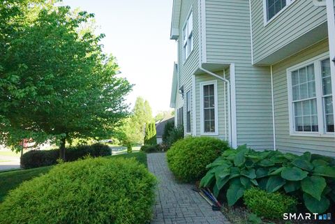 Tiny photo for 33 Knoll Ridge Court, Middletown, CT 06457 (MLS # 24174481)
