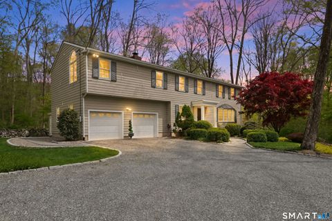 Photo of 95 Alexandra Drive, Stamford, CT 06903 (MLS # 24170073)