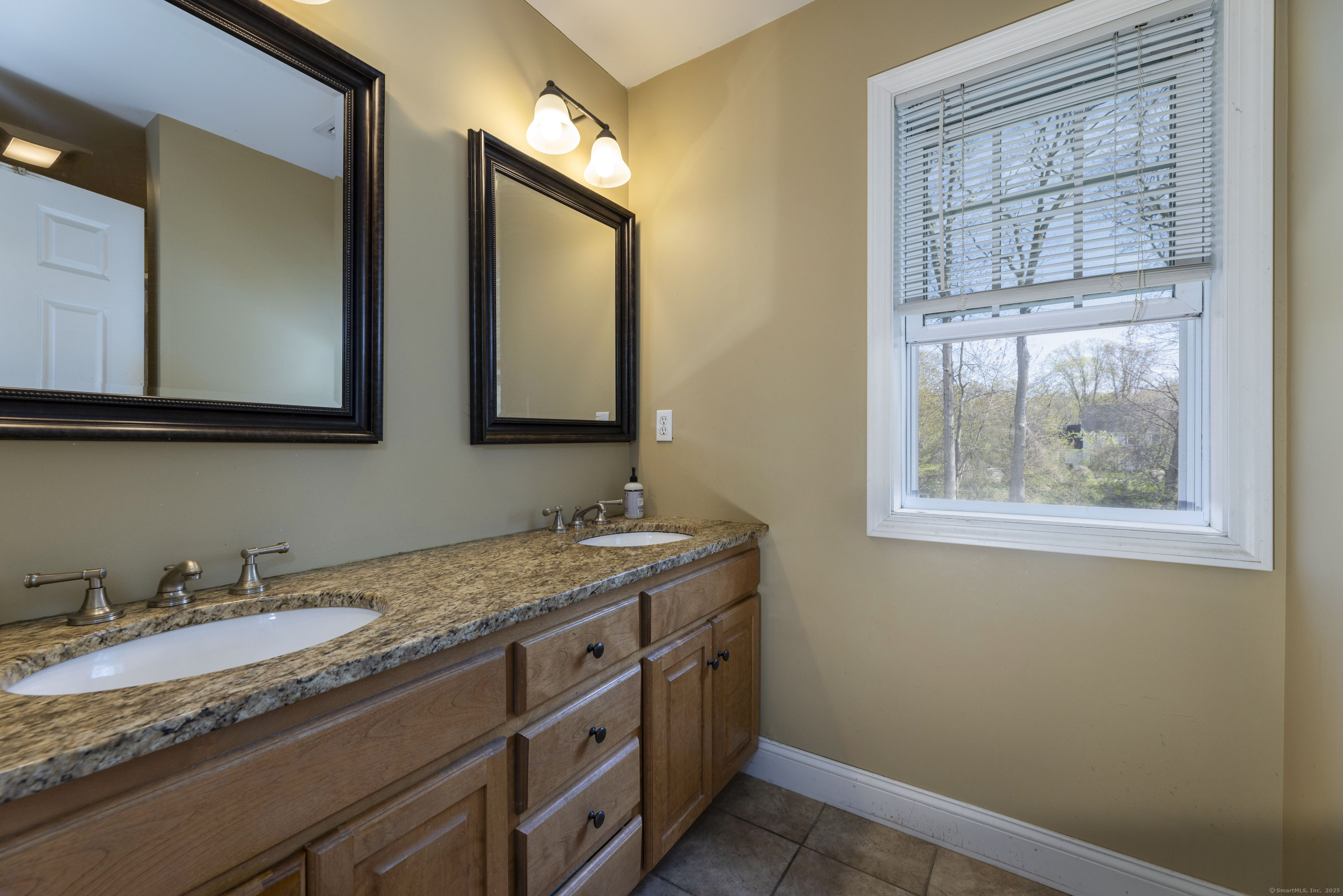 14 Cutter Drive, Stonington, Connecticut image 22