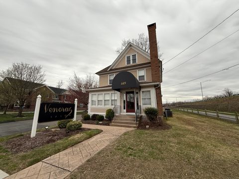 449 Naubuc Avenue Glastonbury CT 06033