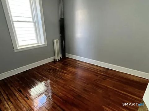 Tiny photo for 14 Portland Street, Middletown, CT 06457 (MLS # 24152395)