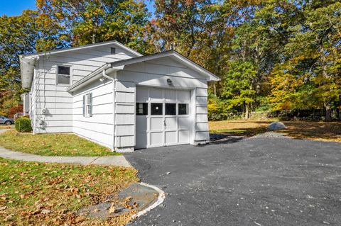 A home in Ledyard