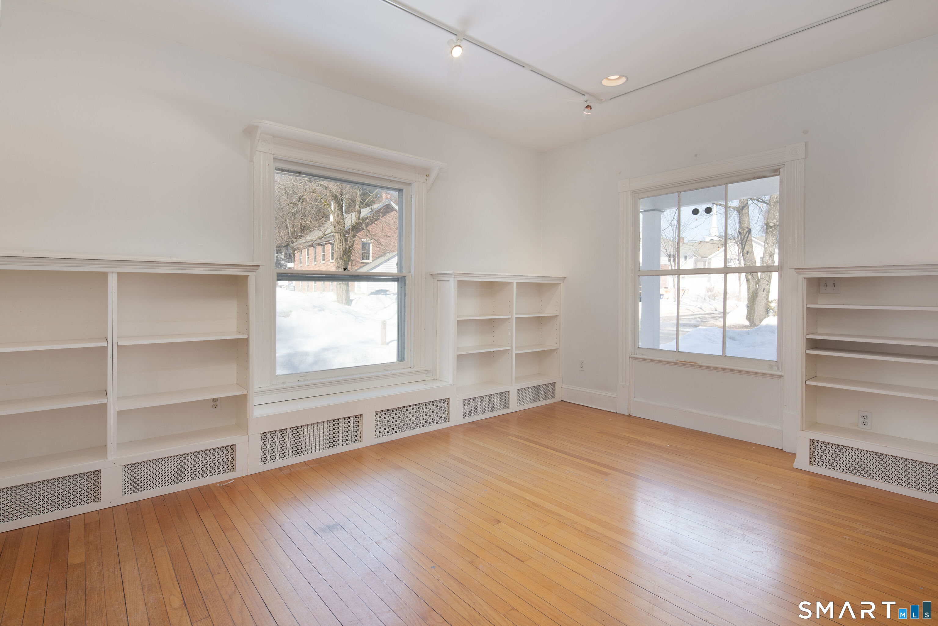 7 Academy Street 1