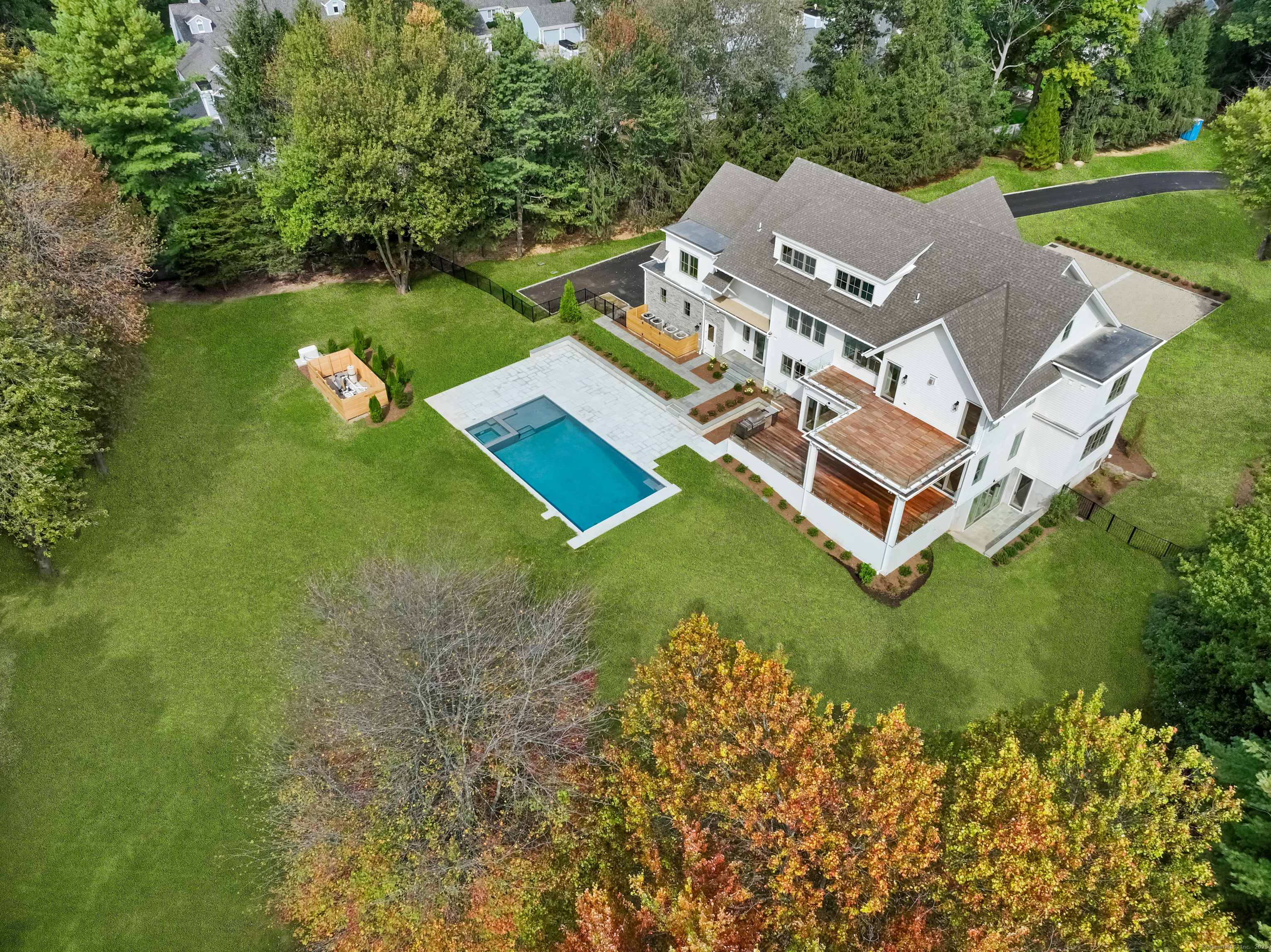 7 Roshab Lane