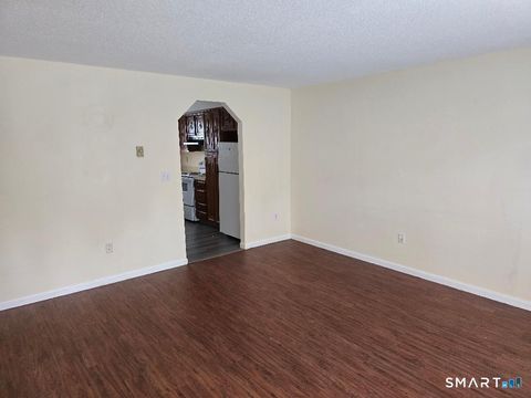 Tiny photo for 100 Mark Lane #B6, Waterbury, CT 06704 (MLS # 24163582)