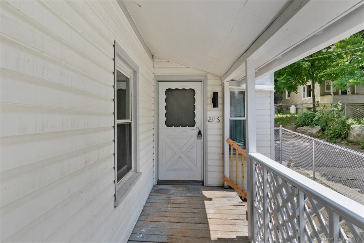 296 Laurel Hill Avenue, Norwich, Connecticut image 5