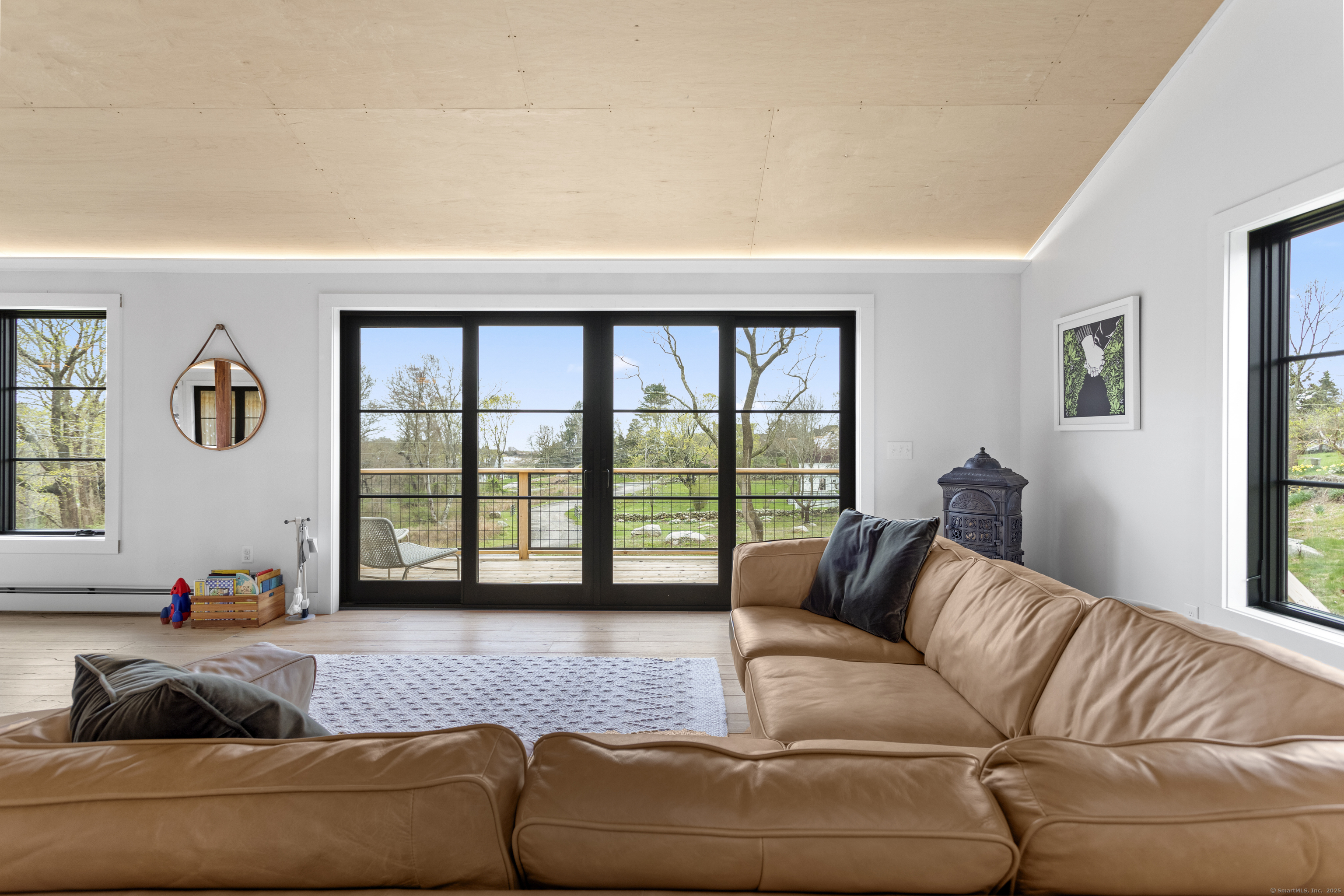 55 Wilcox Road, Stonington, Connecticut image 1