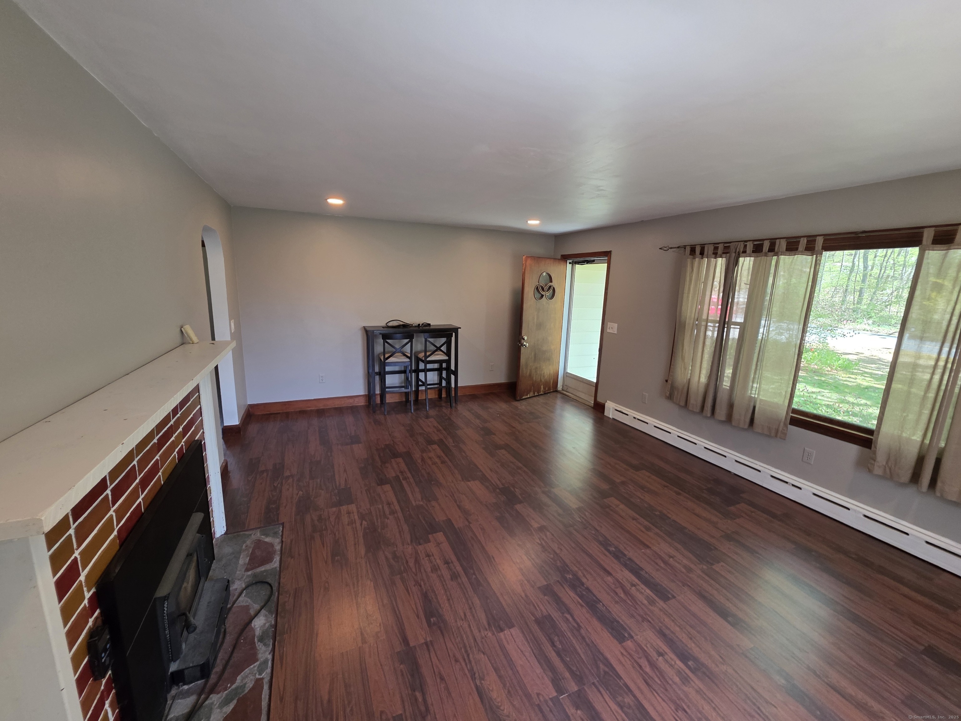 861 Chesterfield Road, Montville, Connecticut image 9