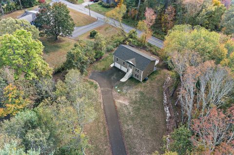 A home in Griswold