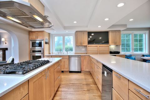 Tiny photo for 8 Bauer Place, Westport, CT 06880 (MLS # 24157031)