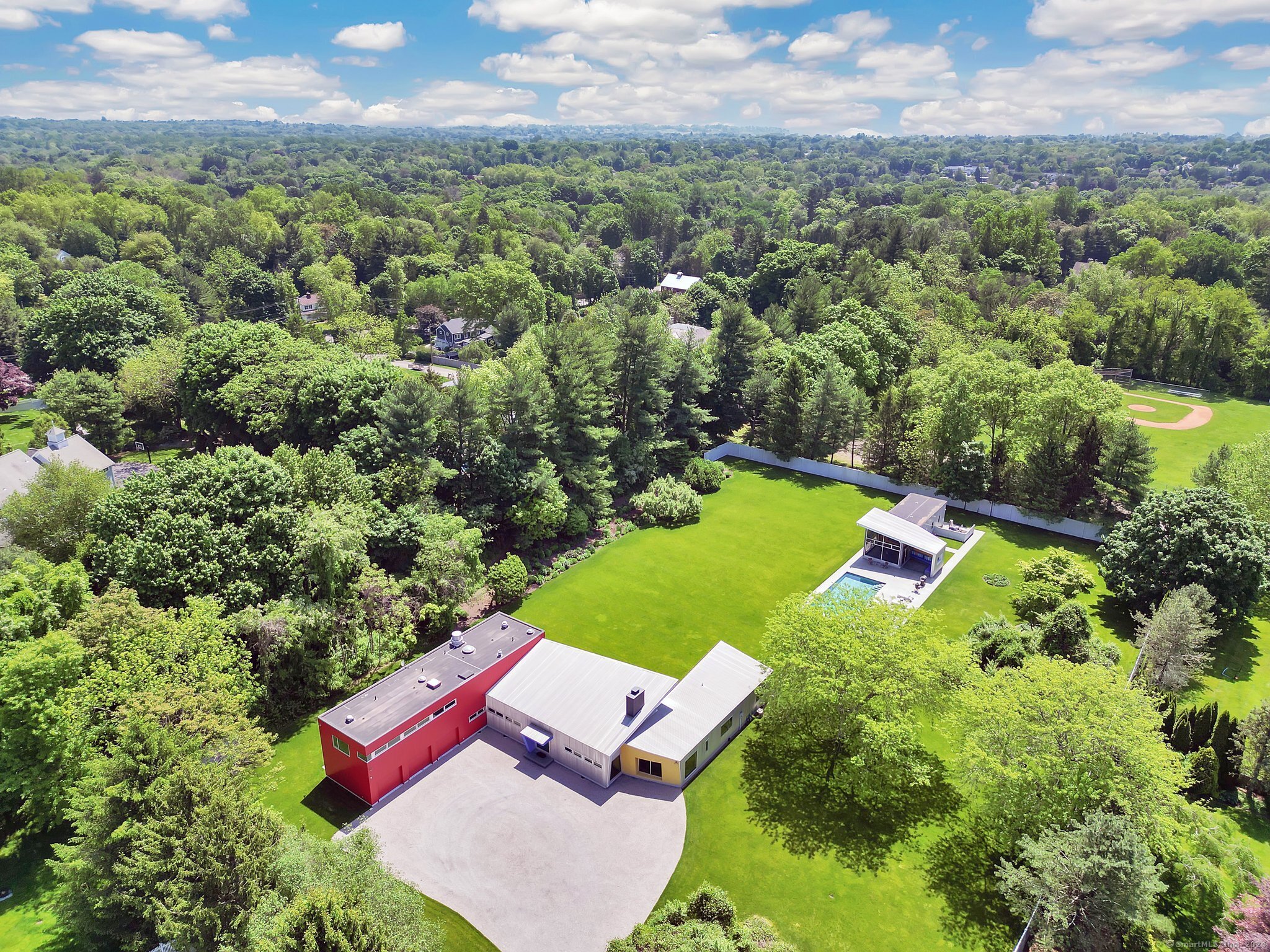 Property for Sale at 16 Burr School Road, Westport, Connecticut - Bedrooms: 5 
Bathrooms: 6 
Rooms: 12  - $4,900,000