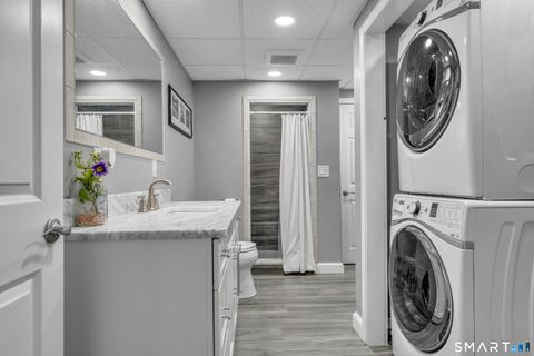 Tiny photo for 130 N Hill Road, North Haven, CT 06473 (MLS # 24158721)