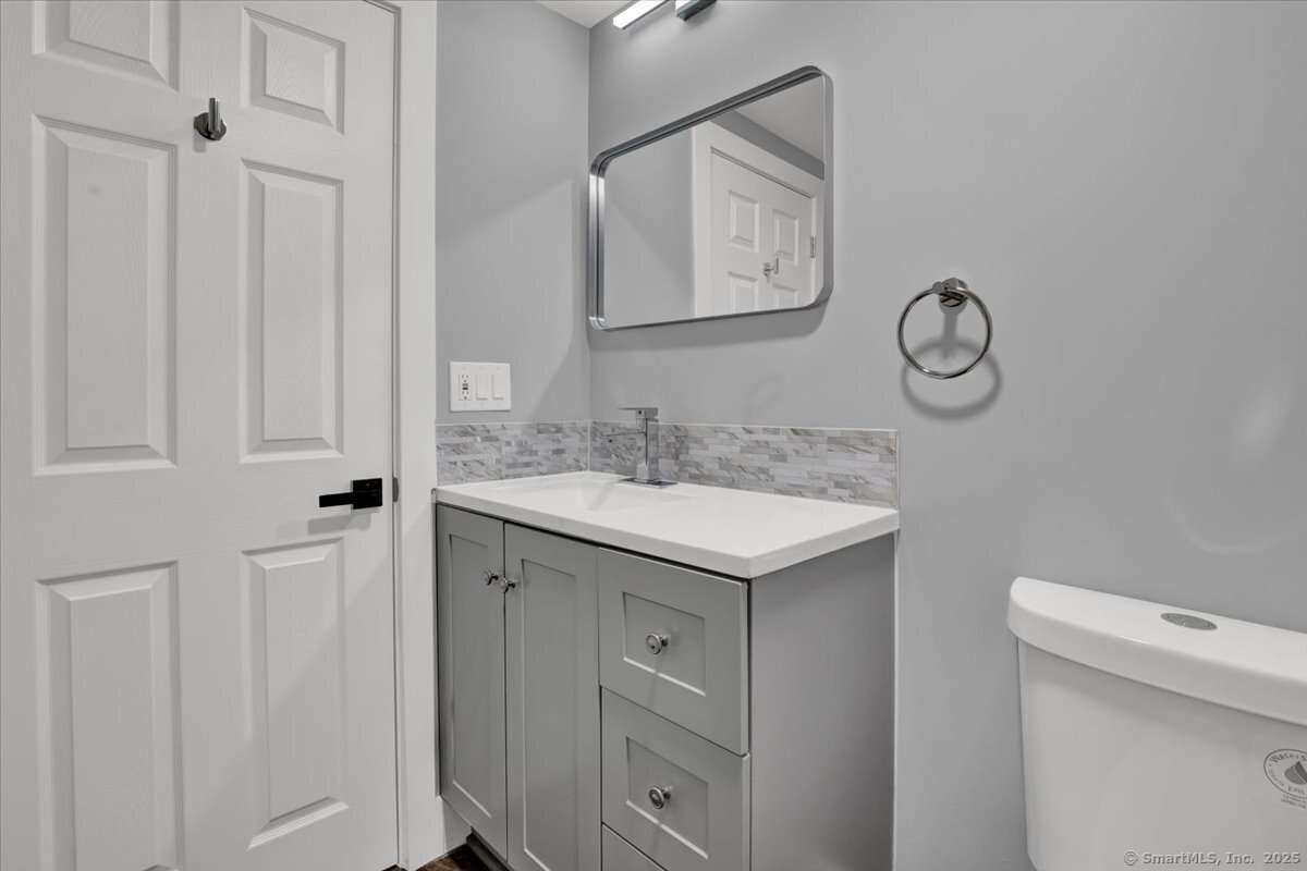 21 Raffia Road, Enfield, Connecticut image 13
