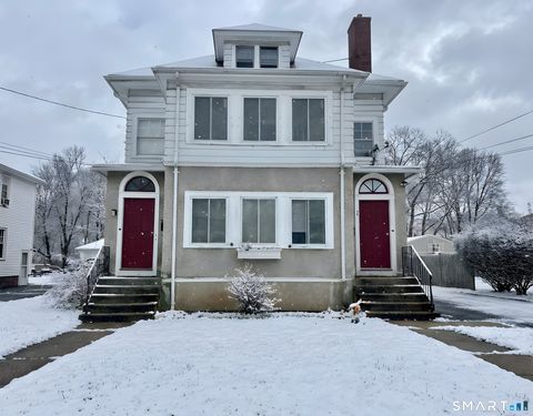 Photo of 62 Quaker Lane S, West Hartford, CT 06119 (MLS # 24127068)