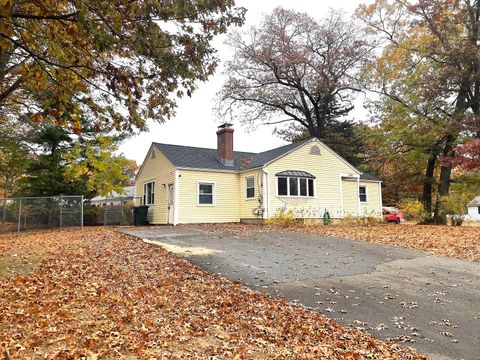 536 Elm Street Windsor Locks CT 06096