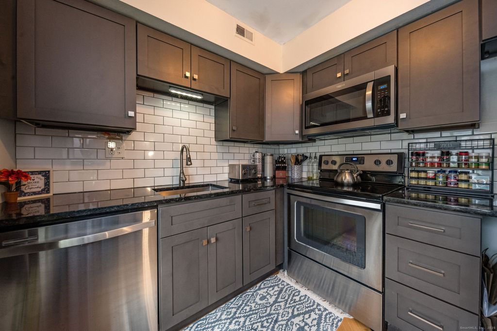 Photo of 22 Candlewood Drive #22, South Windsor, CT 06074 (MLS # 24140832)