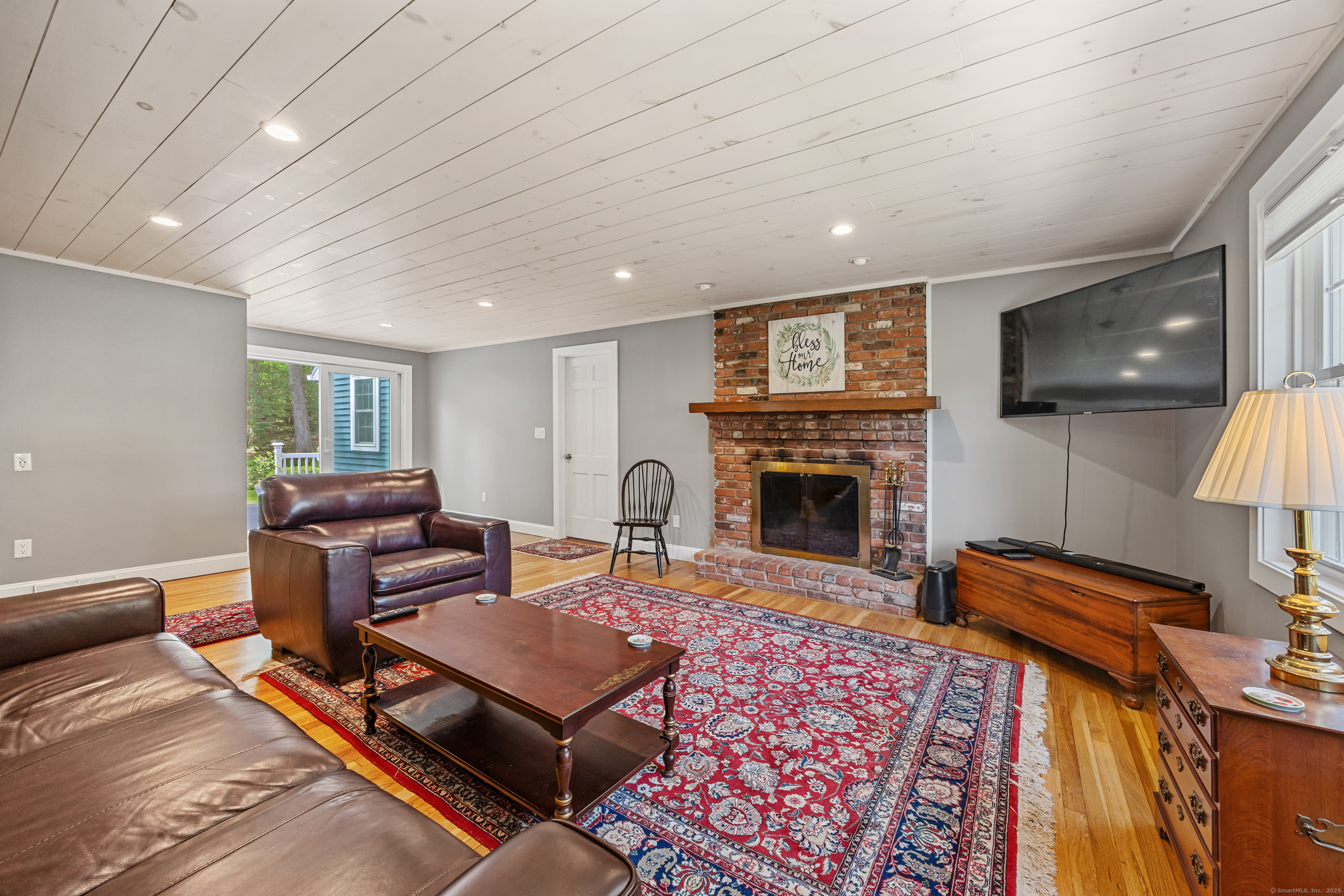 198 Towpath Lane, Cheshire, Connecticut image 6