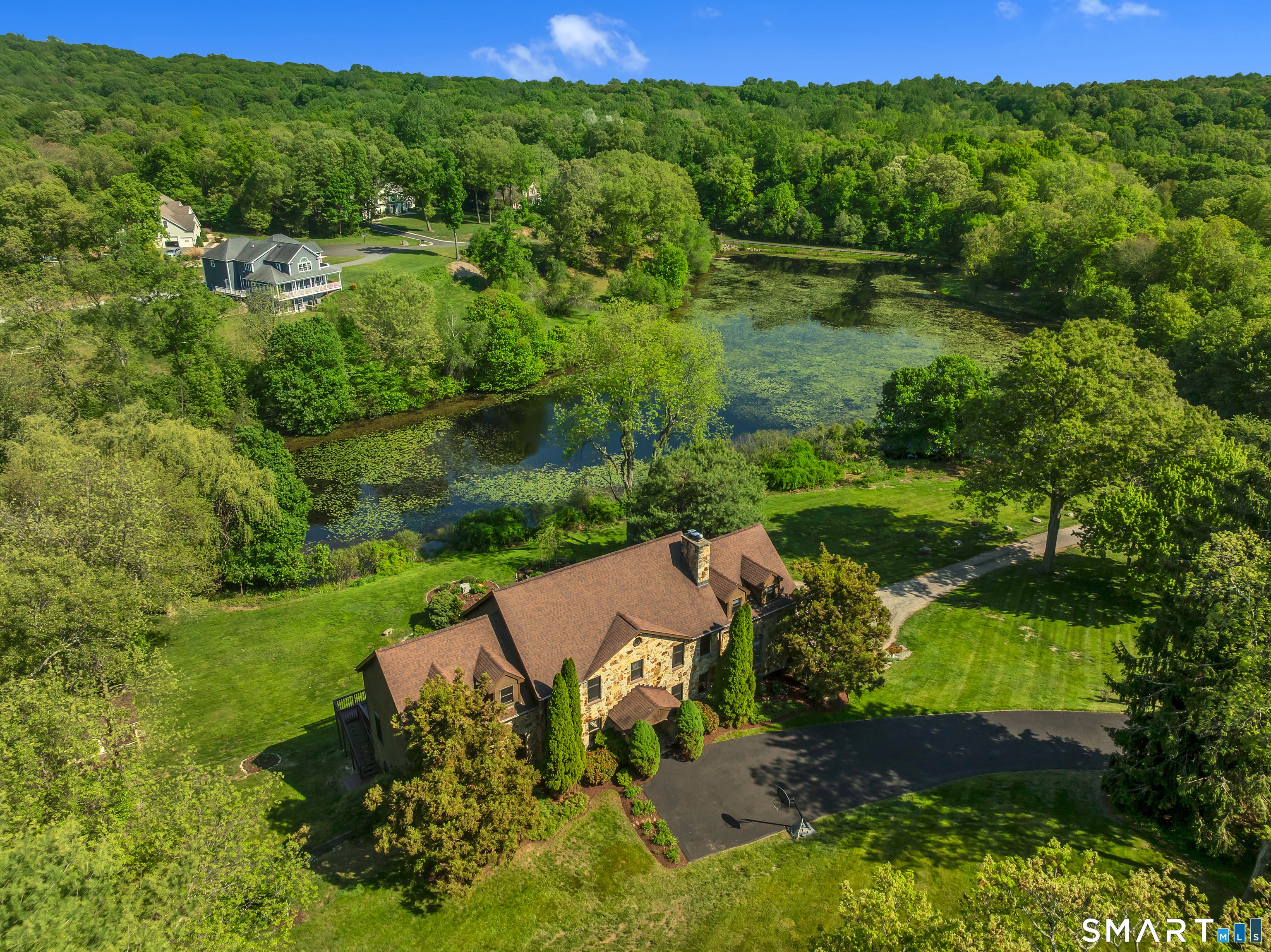 194 Quaker Farms Road