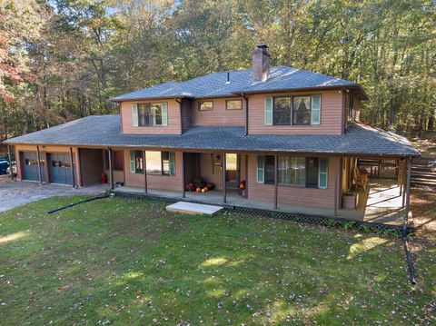 93 East Putnam Road Putnam CT 06260