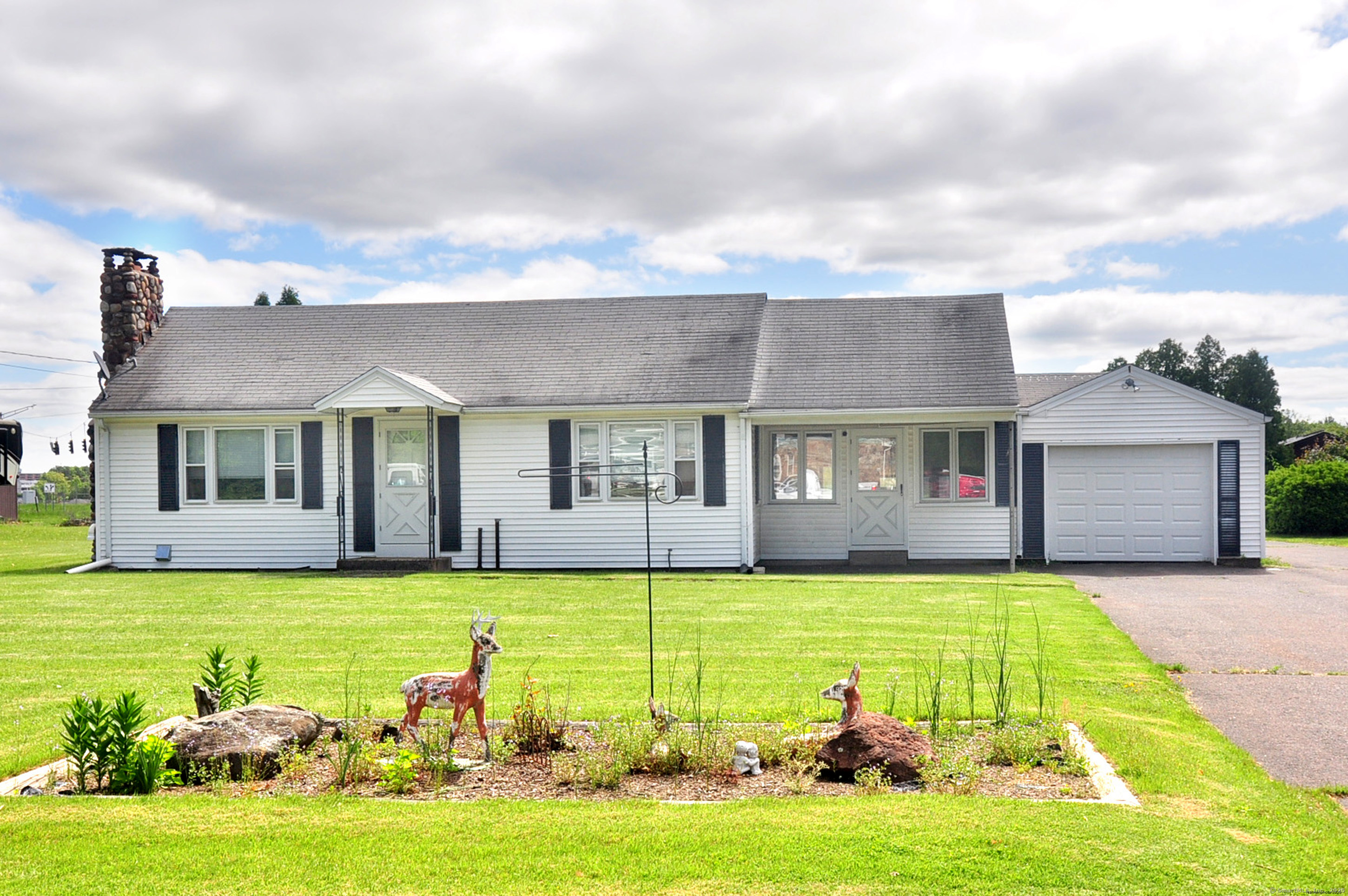 9 Larch Drive, East Granby, Connecticut image 1