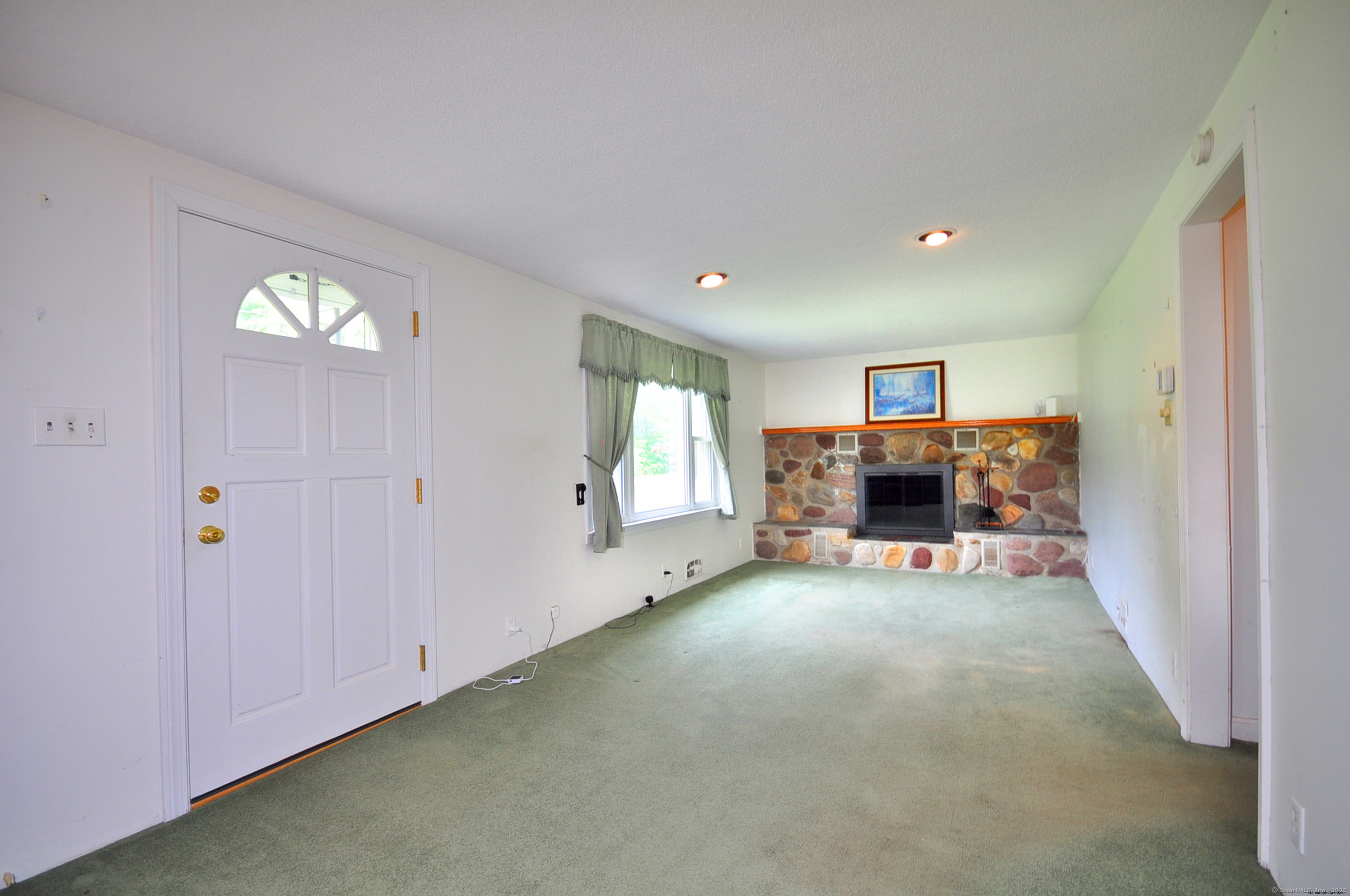 9 Larch Drive, East Granby, Connecticut image 14