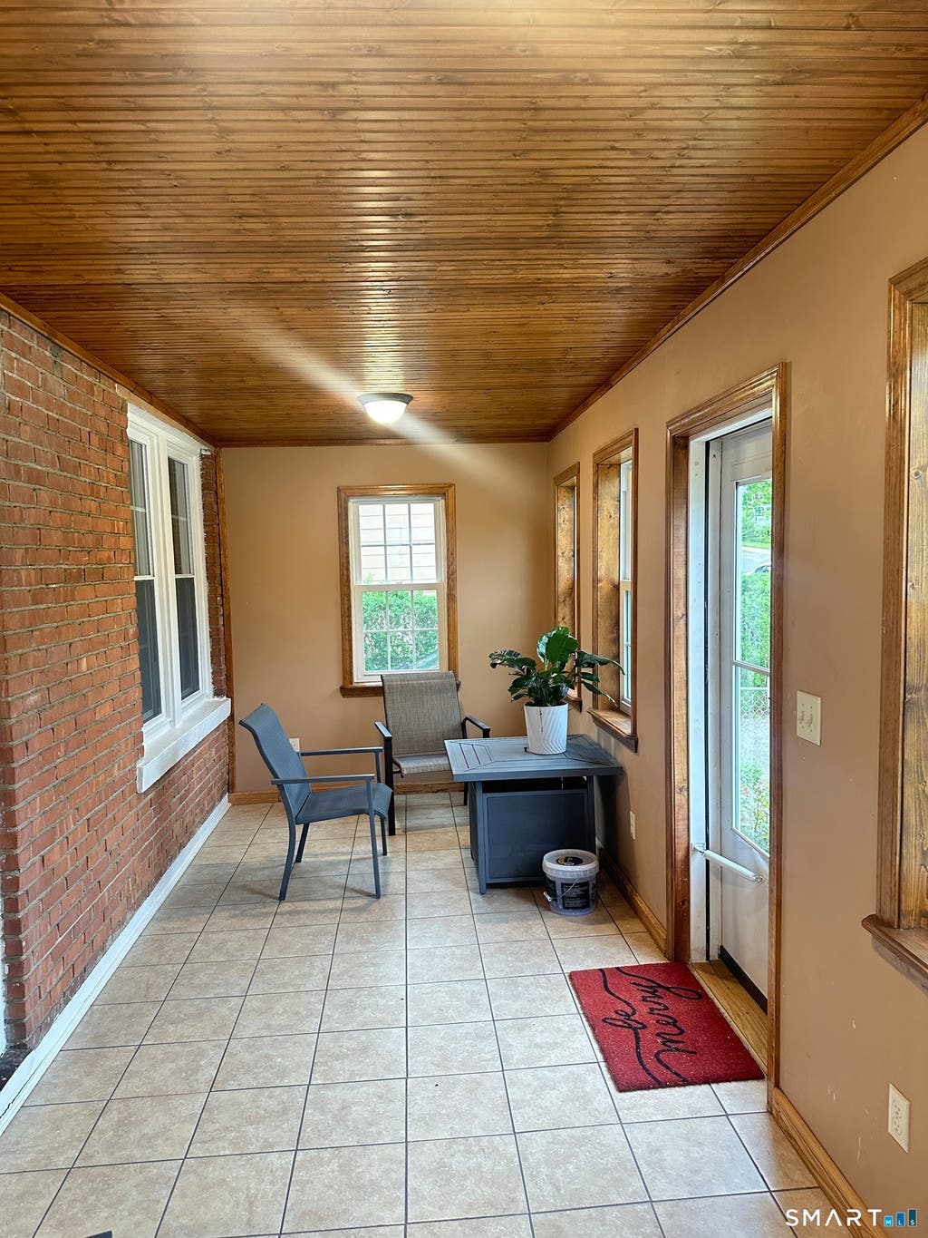 Photo of 83 Faneuil Street, Windsor, CT 06095 (MLS # 24186140)