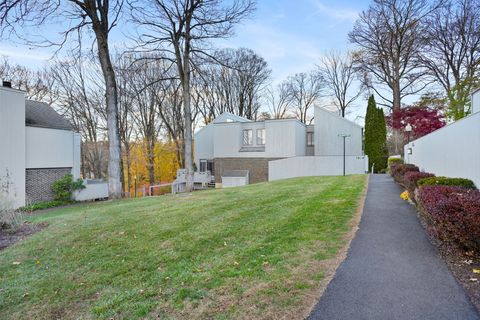 8 Quarry Corner 8 Ridgefield CT 06877