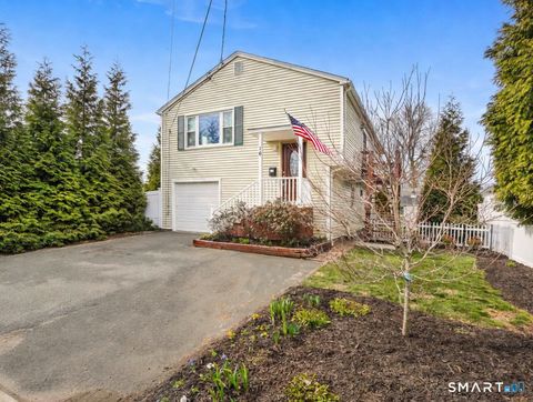 16 Baker Street Milford CT 06461