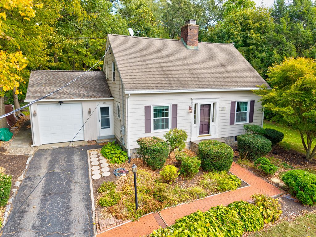 Photo of 146 Richardson Drive, Middlebury, CT 06762 (MLS # 24127393)