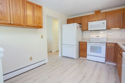 Tiny photo for 463 Tunxis Avenue, Bloomfield, CT 06002 (MLS # 24133813)