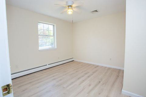 Tiny photo for 463 Tunxis Avenue, Bloomfield, CT 06002 (MLS # 24133813)