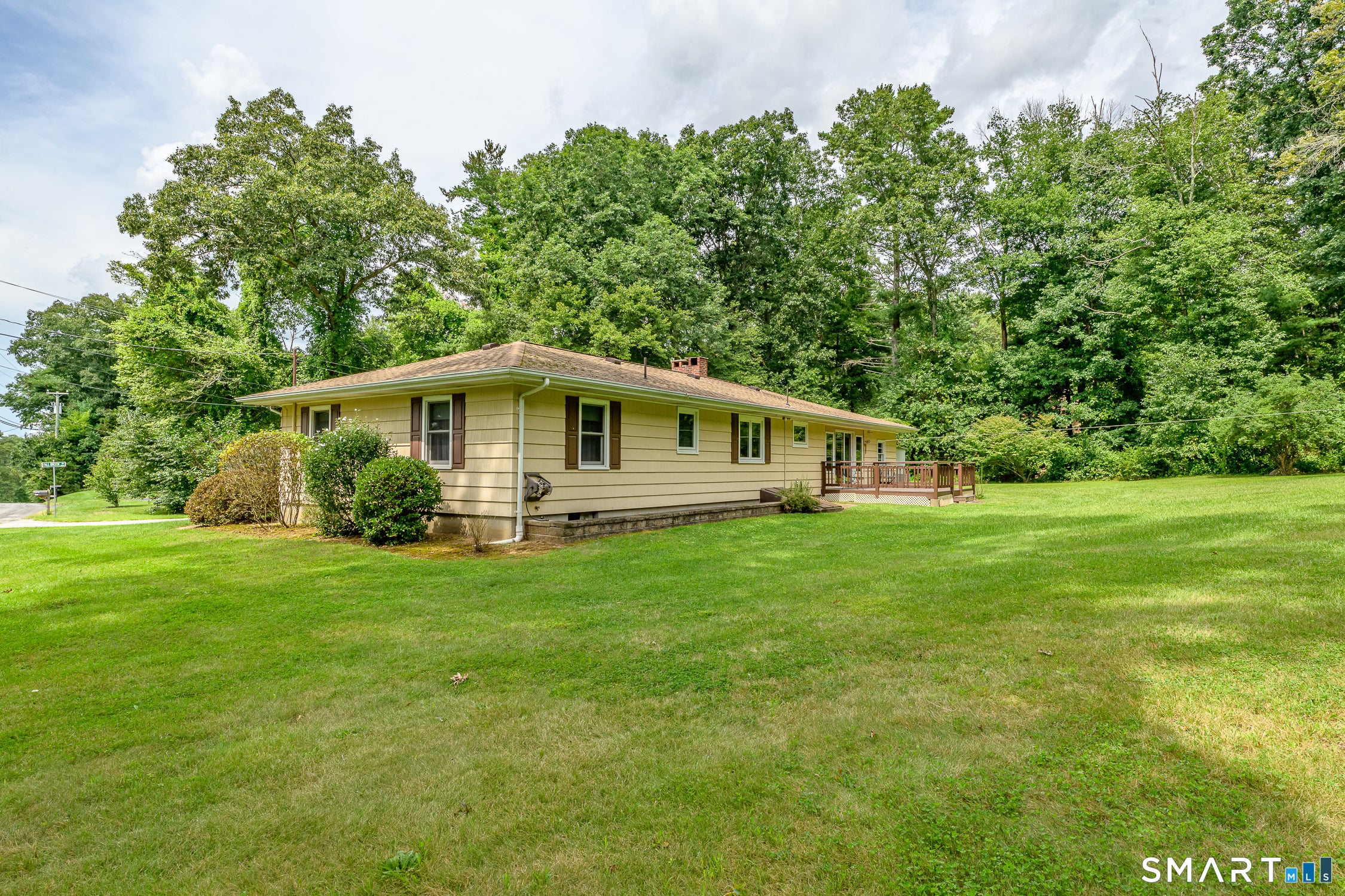 34 Fall Brook Road