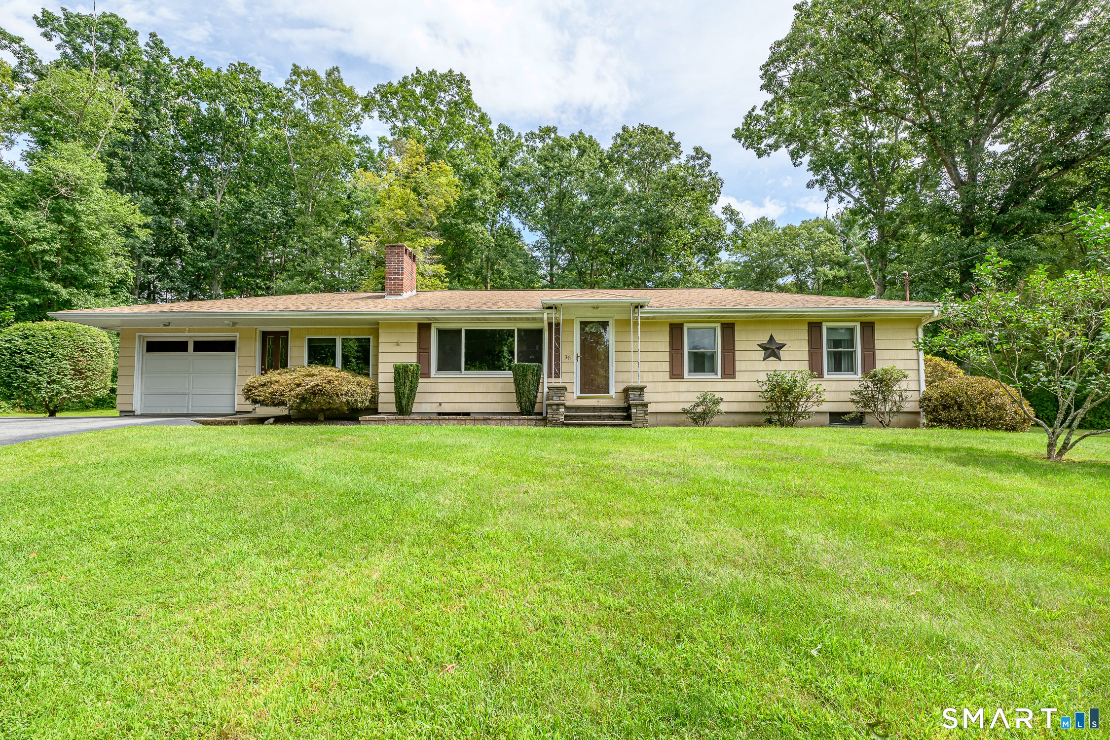 34 Fall Brook Road