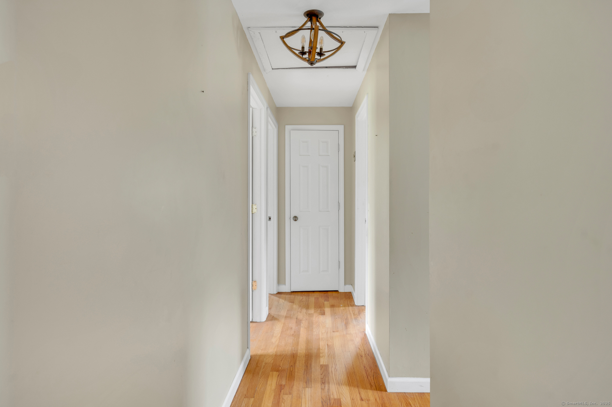 Middletown, Connecticut 06457, United States, 3 Bedrooms Bedrooms, ,2 BathroomsBathrooms,Residential,Coming Soon,165174