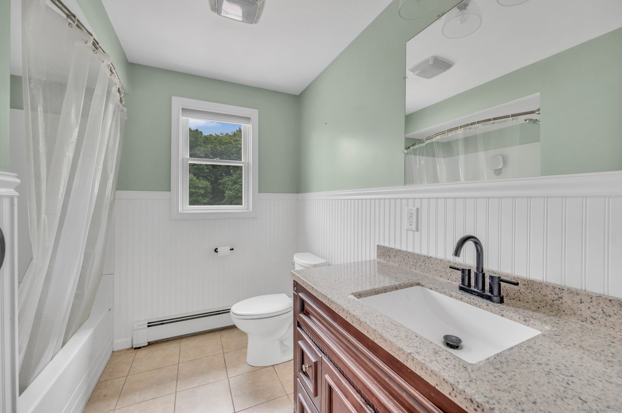 Middletown, Connecticut 06457, United States, 3 Bedrooms Bedrooms, ,2 BathroomsBathrooms,Residential,Coming Soon,165174