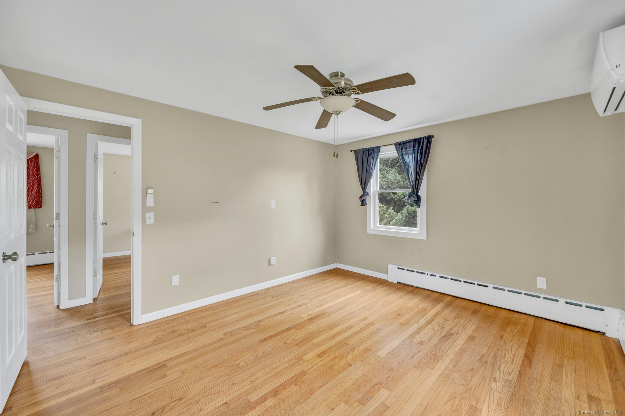 Middletown, Connecticut 06457, United States, 3 Bedrooms Bedrooms, ,2 BathroomsBathrooms,Residential,Coming Soon,165174