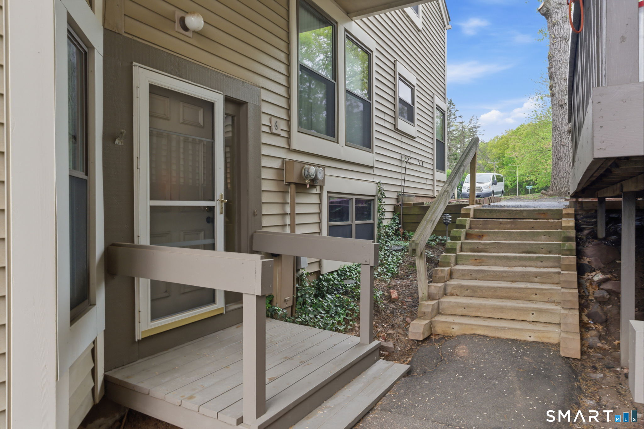 6 Stevens Place 6