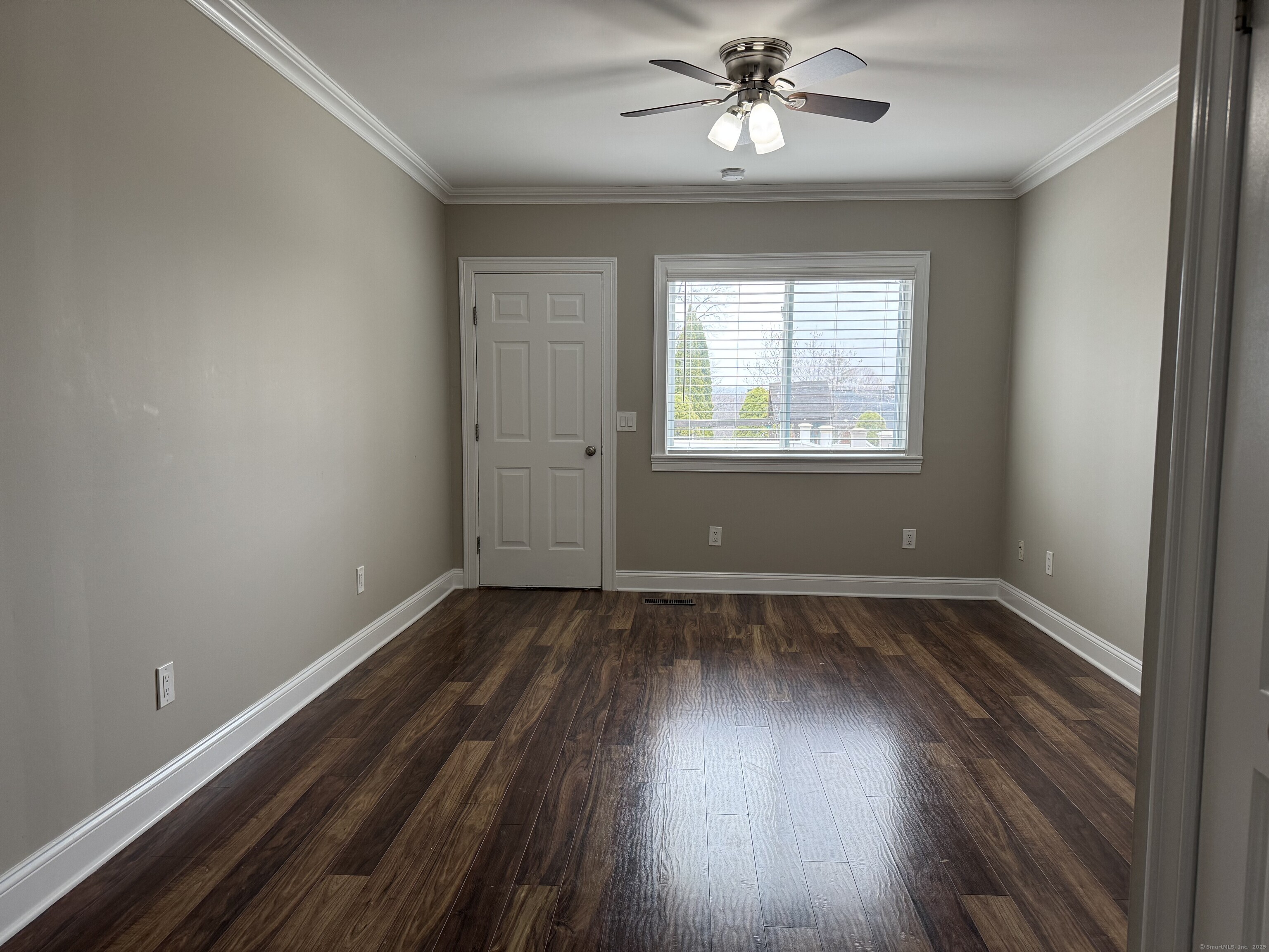 Bunker Hill Road, Watertown, Connecticut - 1 Bedrooms  
1 Bathrooms  
4 Rooms - 