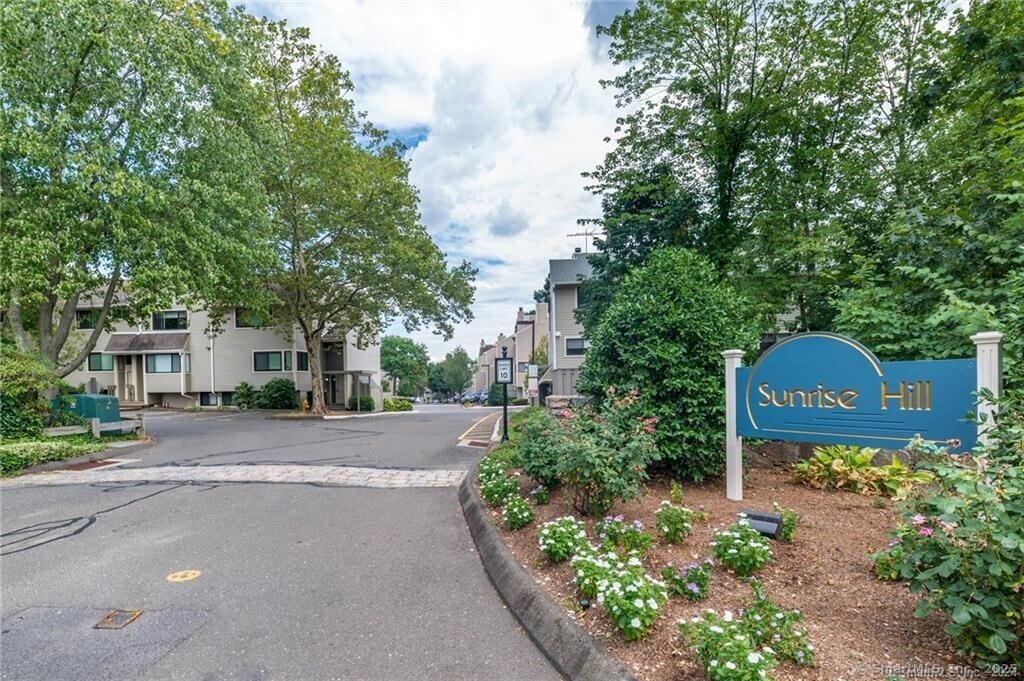 278 Sunrise Hill Lane 278