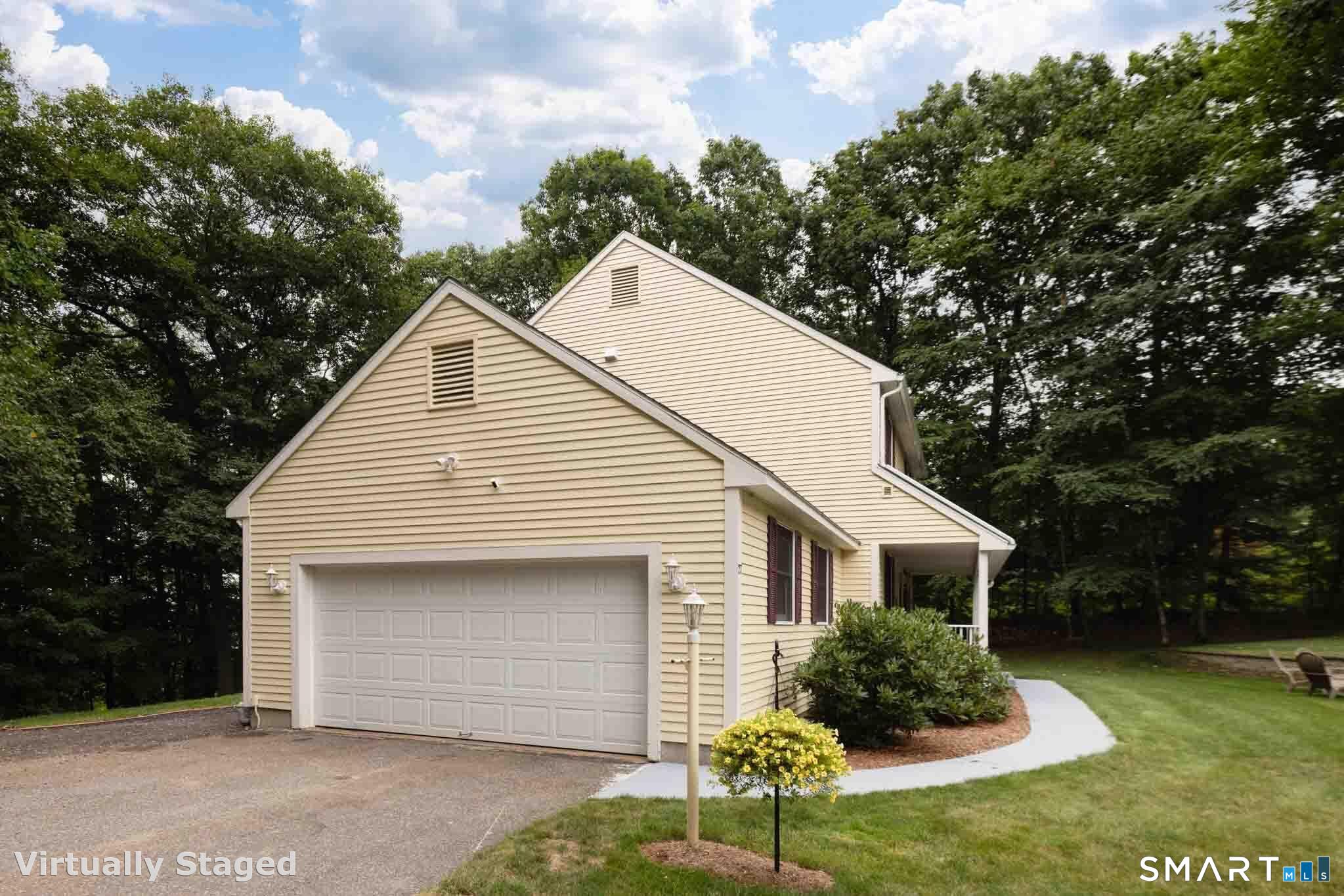 27 Hearthstone Drive