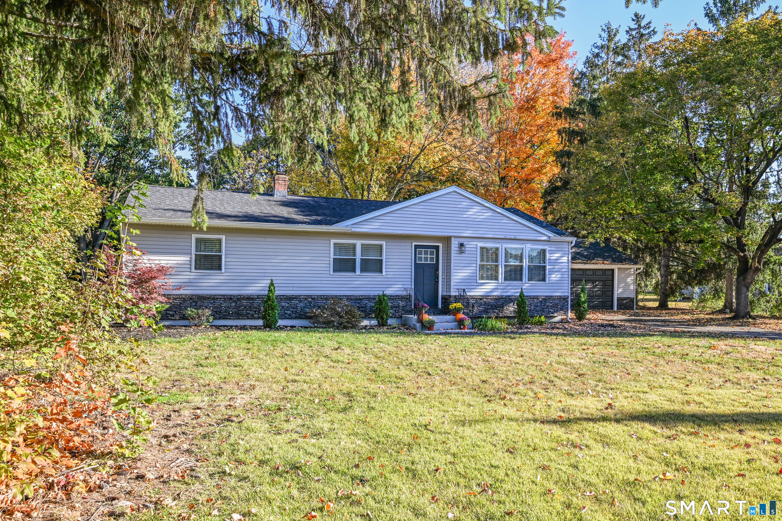 6 Manor Court
