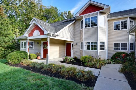 962 Pleasant Valley Road 962 South Windsor CT 06074